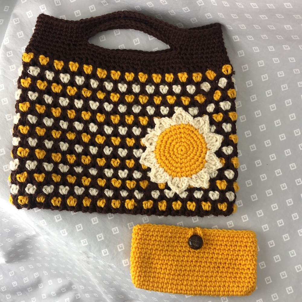 Handmade Crochet Fall Purse & Wallet Set - Picture 8 of 13